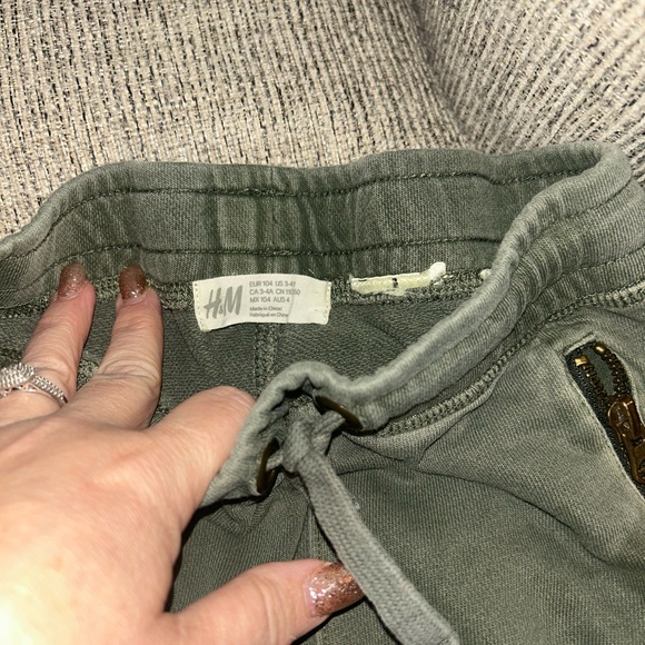 Lot of 5 pairs of sweatpants for kids size 3t - Picture 7 of 11